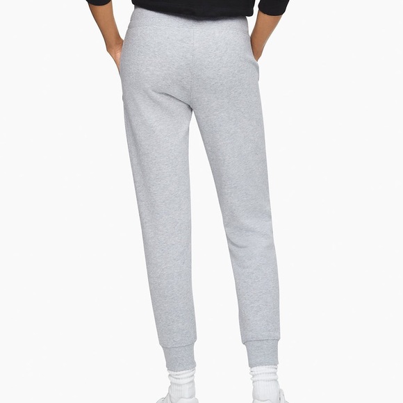 Calvin Klein Performance Logo Patch Sweatpants Grey Cozy Fleece Joggers (size M) - Picture 2 of 9